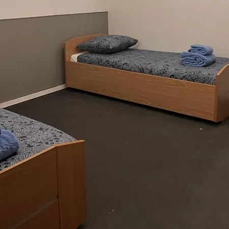 Apartmán Beautiful 8 Bed In *